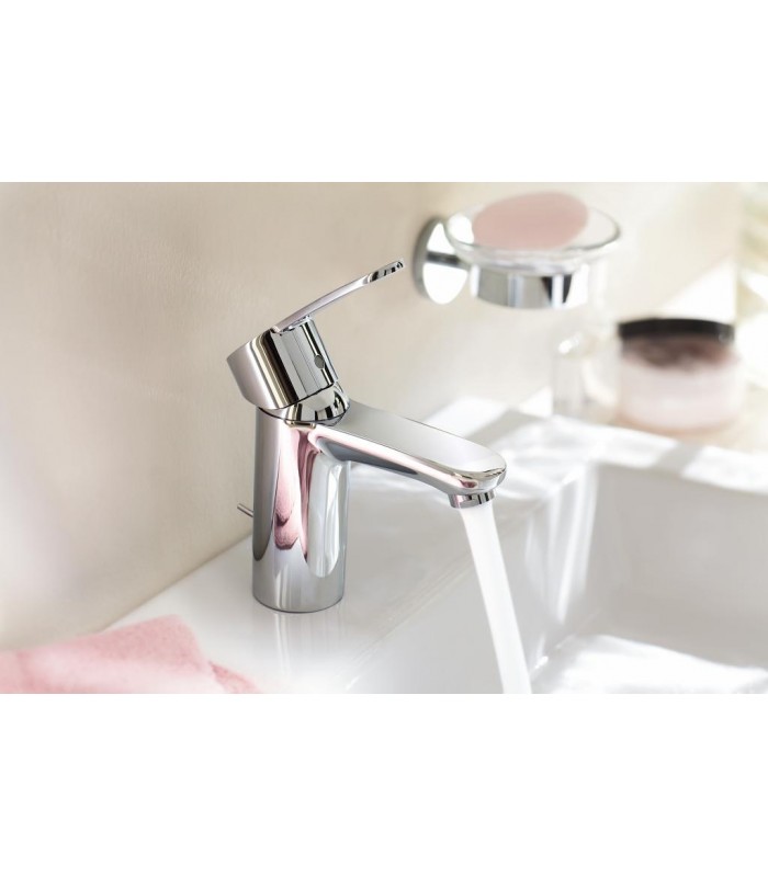 Compra online Misturador monocomando para lavatório Grohe Eurostyle Cosmopolitan de abertura fria 2337420E en oferta al mejor precio