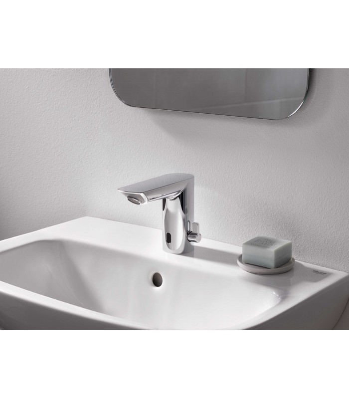 Compra online Grifo de lavabo electrónico Grohe Bau Cosmopolitan E 36451000 en oferta al mejor precio