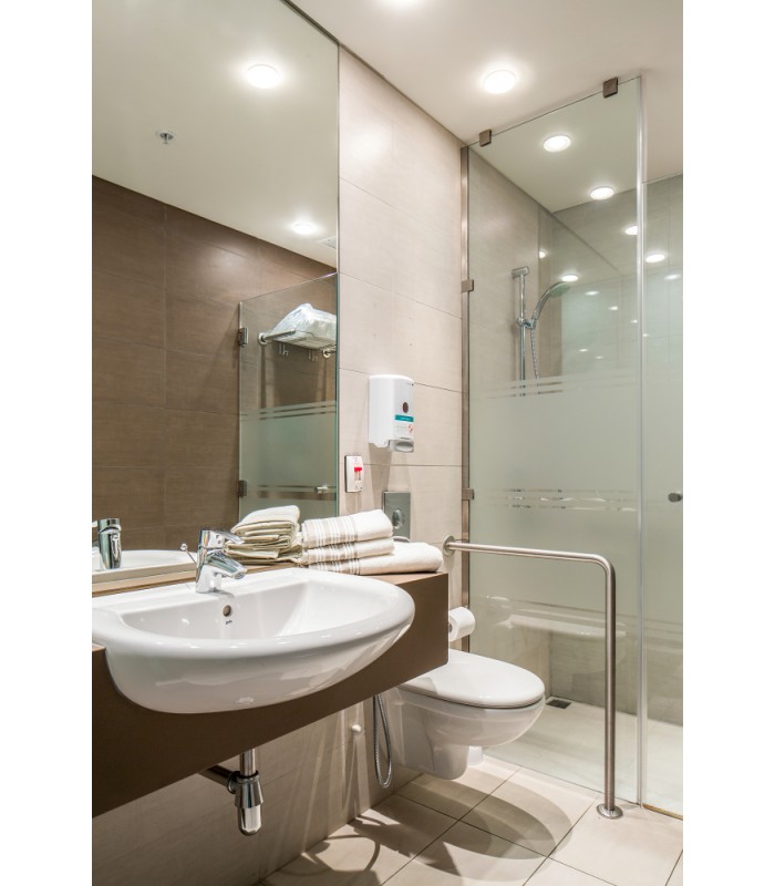 Compra online Misturador monocomando para lavatório Grohe Eurostyle Cosmopolitan 1/2"
Tamanho S Cromado (3355220E) en oferta al mejor precio